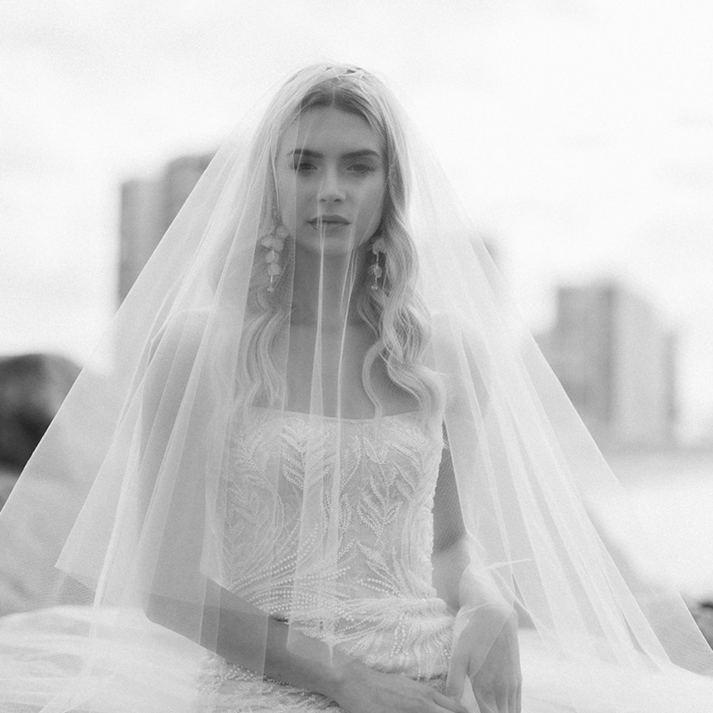 TONI FEDERICI Constance White Bridal Veil